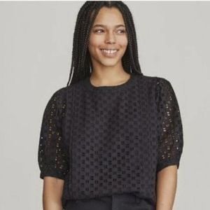 🎀 Host Pick 🎀 Elizabeth and James Eyelet Black Blouse